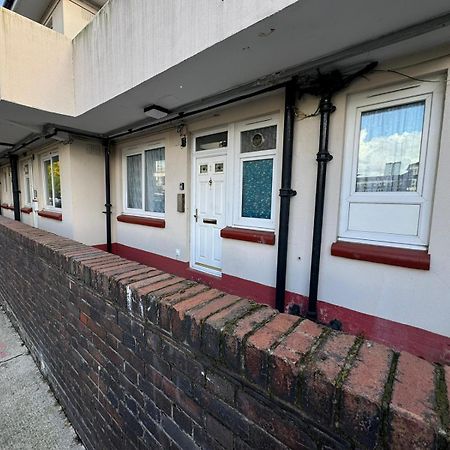 Homely And Very Comfortable Apartment London Exterior photo